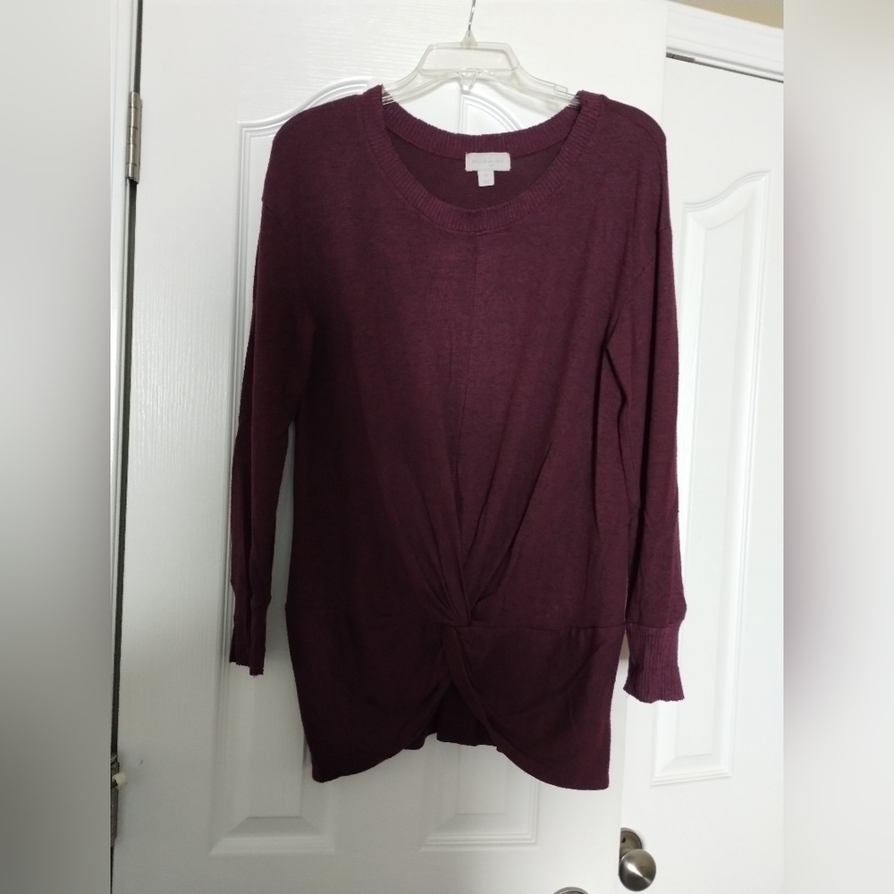 Belle Sky Burgundy Twist Front Sweater Size M